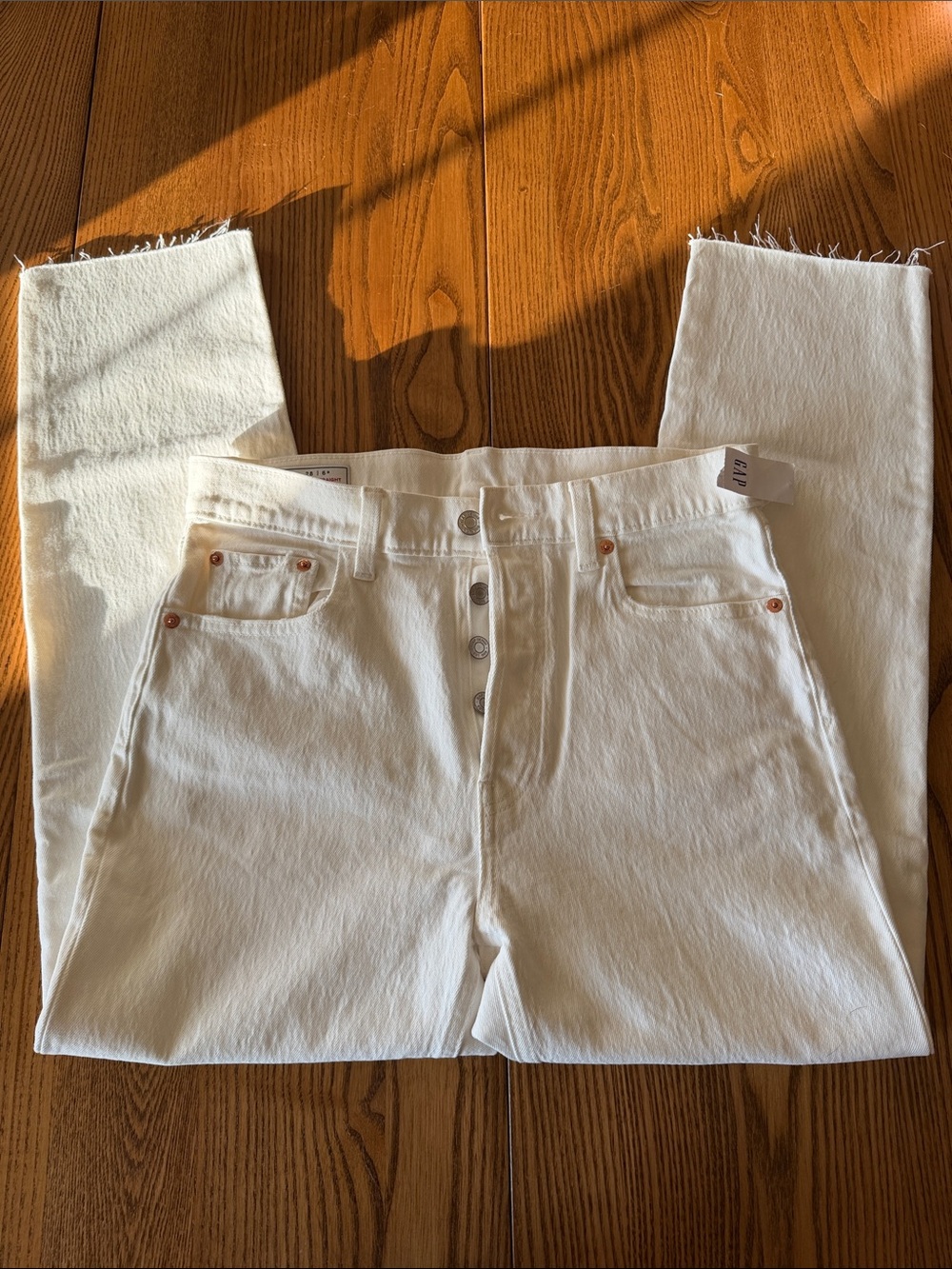 High-Rise White woman’s Jeans with Button Fly